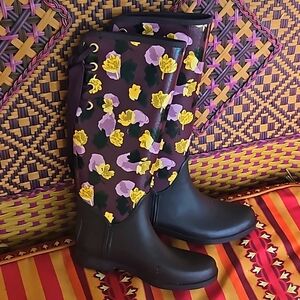 Coach Rain Boots, Wonderful Condition, Ties Up in Back